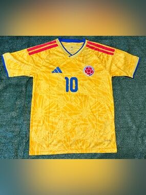James Rodriguez #10 Colombia Home Jersey 26/27